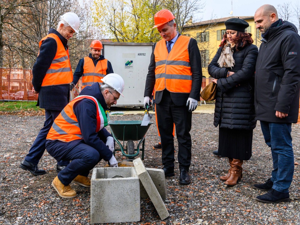 la posa della prima pietra alla Casa della Comunità Savena-Santo Stefano