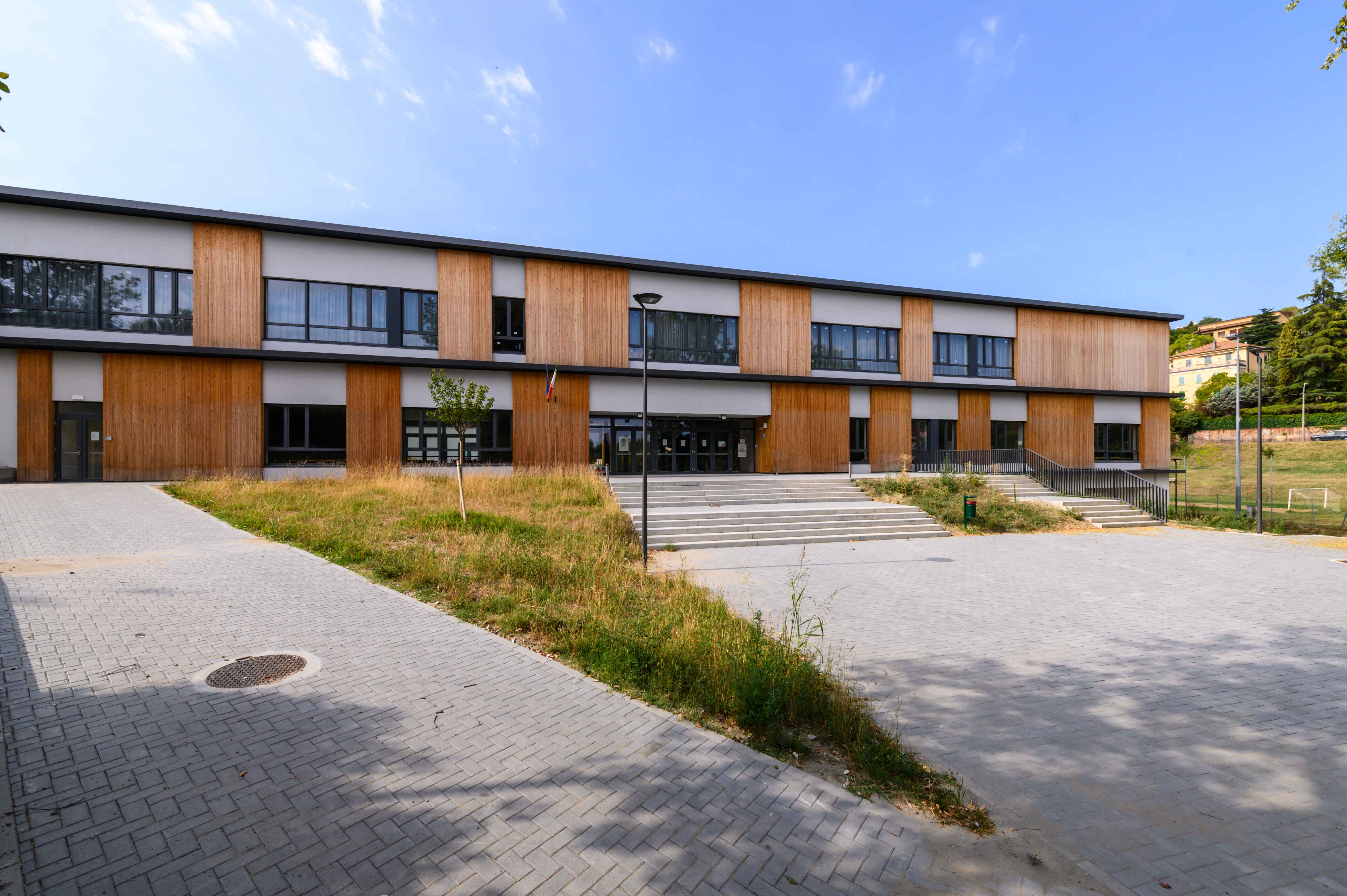 011_06082024_scuole_carracci_n.jpg
