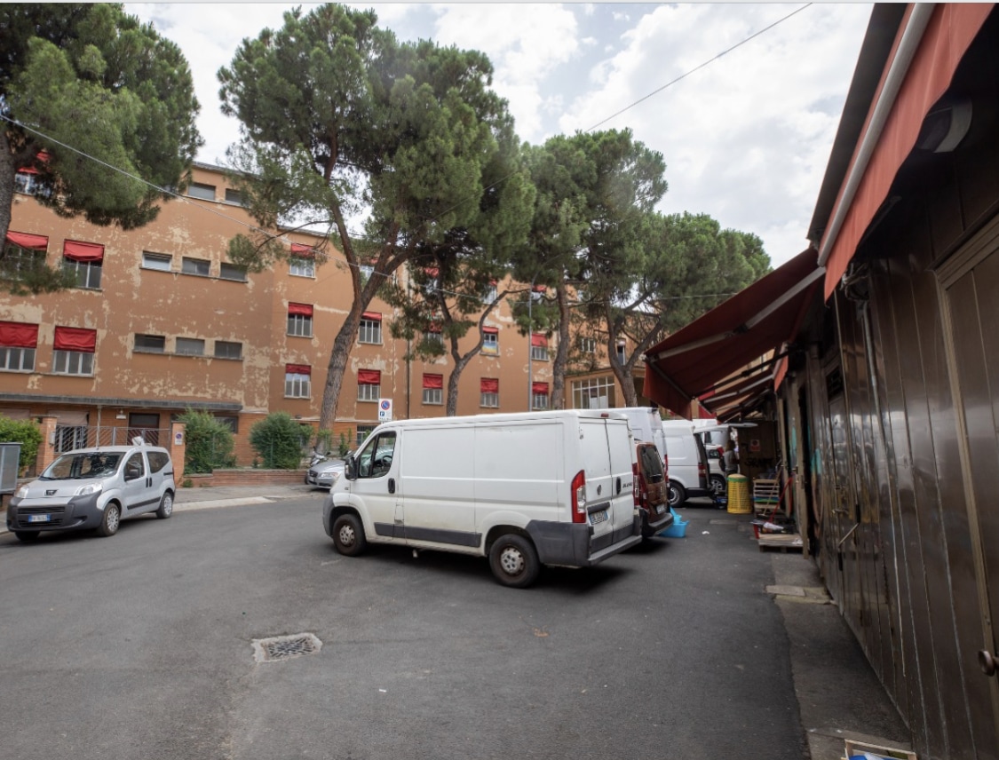 piazza scolastica tambroni dopo