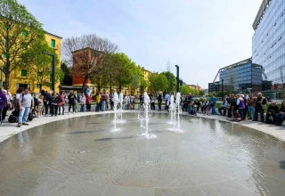 Fontana a raso piazza Lucio Dalla
